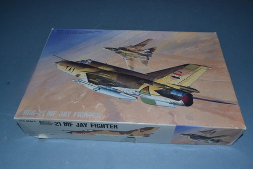 1/72 Fujimi MIG-21 MF JAY FIGHTER Plastic Model Kit No 27024