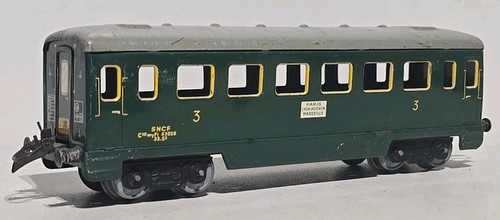 HORNBY SERIE O FRANZÖSISCH FRANKREICH SNCF GRÜNER KUTSCHE PARIS 3. KLASSE 53028 | Zustand: Used