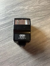 Focal M-200 Flash 20-01-21 Electronic Flash Unit For Camera 35mm