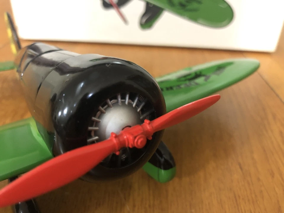 BANCO DE AVIÓN VINTAGE MODELO DE VIAJE R JOHN DEERE JD1837 CON CAJA ESPECIFICADA 1992 Foto 2 de 4