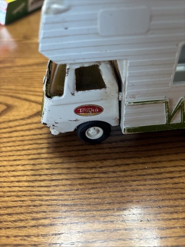 Vintage TONKA Winnebago RV/Motorhome Toy Model Truck - Picture 10 of 11