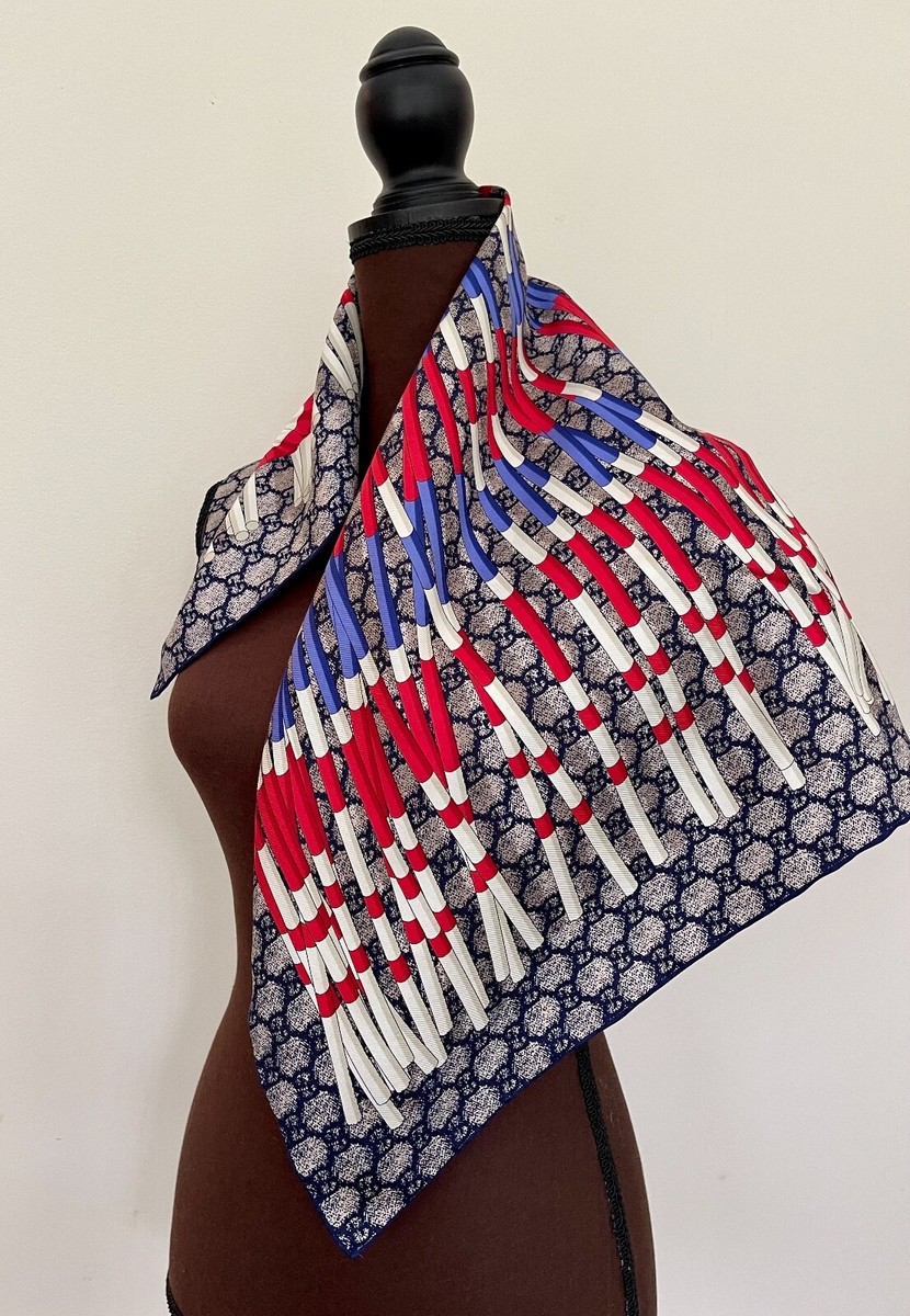 New Unisex Gucci Scarf GG Logo Blue White Red Gucci Club Red