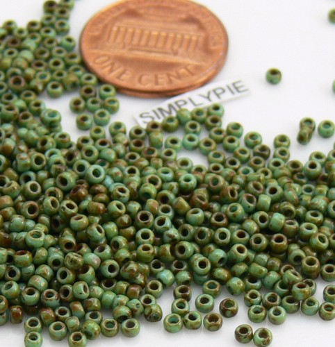 TINY BEADS 11/0 Toho 10-Grams Ur PICK - 第 15/41 張圖片