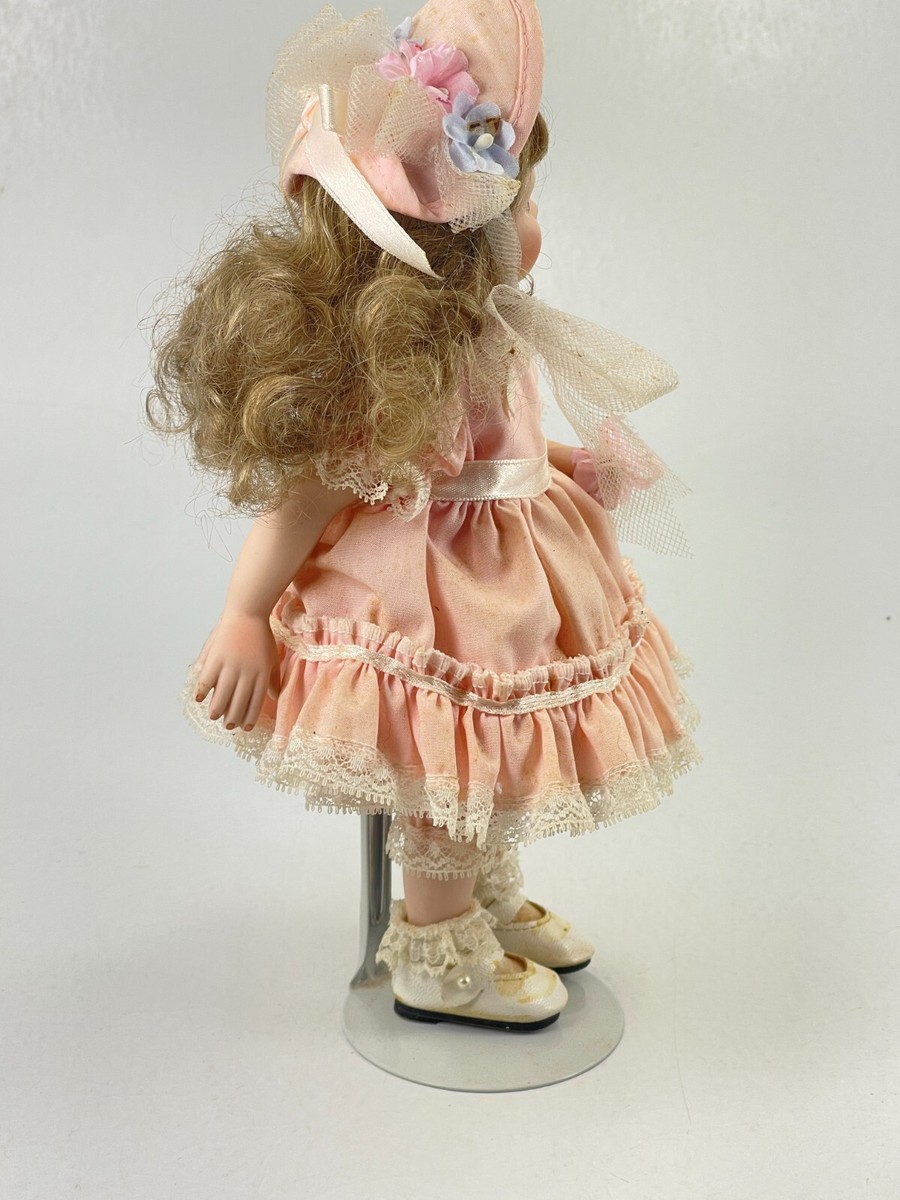 Vintage 1989 Porcelain Doll Thelma Resch 10
