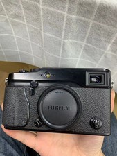 Fujifilm X-Pro1 16.3MP APS-C X-Trans CMOS Sensor Mirrorless Digital Camera Body