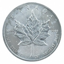 Better Date - 2011 Canada 5 Dollars - 1 Oz Maple Leaf World Coin- Silver *979