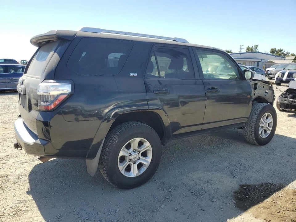 Arnés de cables del motor 8212135F00 2016 Toyota 4 Runner Foto 4 de 4