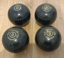 Almark Commander 5H Heavy Set Of 4 Bowling Balls Lawn Bowls 13T929 [Hardly Used]