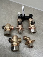 Worcester Bosch Combi Filling Loop & Service Valves – 87161073030 / 87161567550 