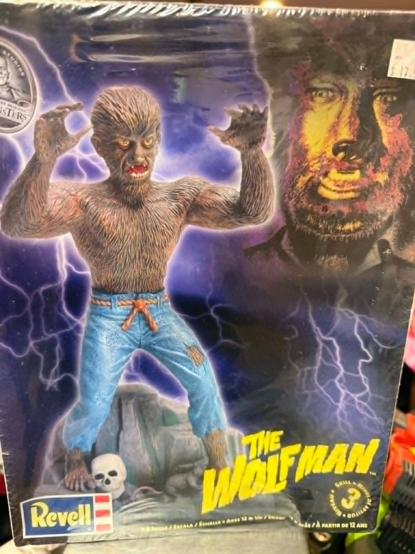 Revell The Wolfman Model Kit 1:8 Scale Skill Level 3 Universal Monsters NEW MIB