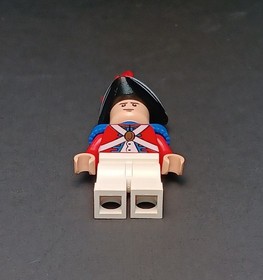 Lego King George's Soldier 4193 Pirates of the Caribbean Minifigure