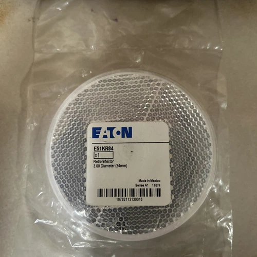 New Eaton E51KR84 Retro Reflector