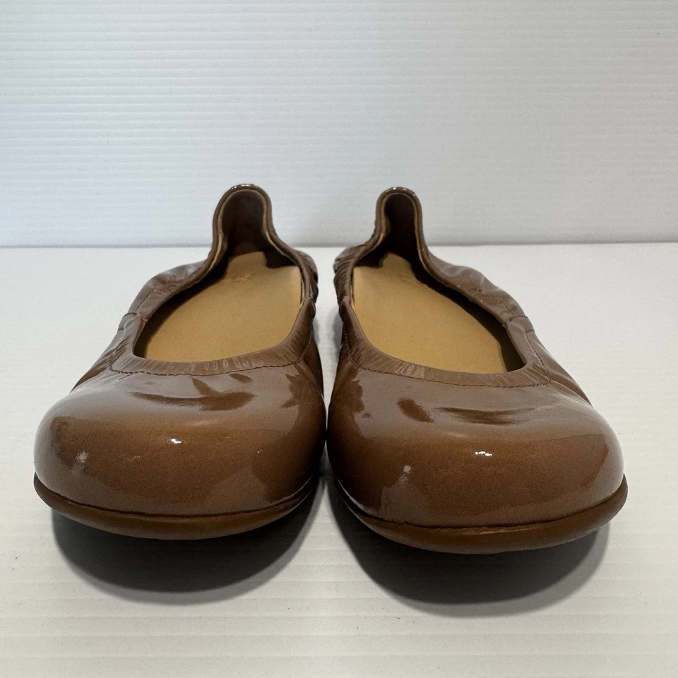 Nuevos planos de charol tostado ABEO Tilly talla 7 Foto 4 de 4