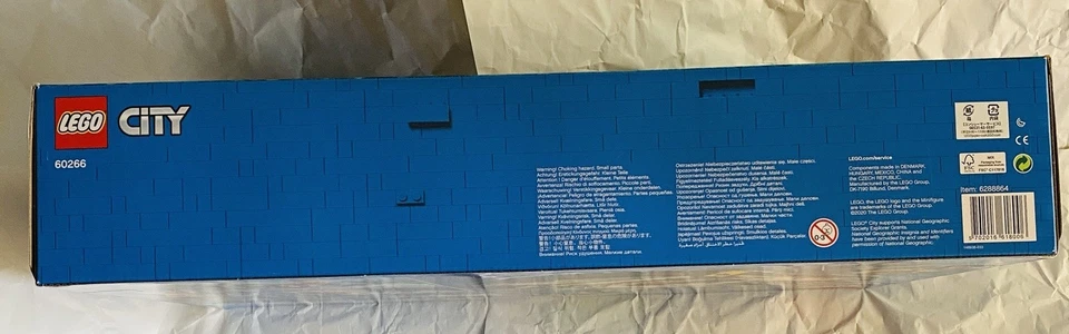 LEGO City 60266 Expeditionary Party Undersea Exploration Ship Express F/S - Image 4 of 4