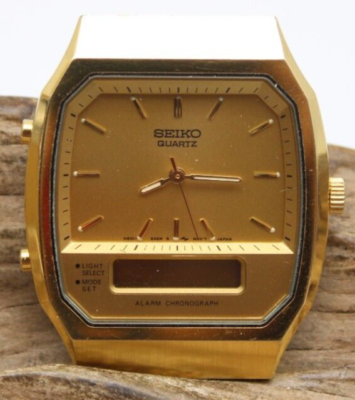 SEIKO H801-5461 QUARTZ ALARM CHRONOGRAPH WATCH 32.6mm 15.8mm LUG