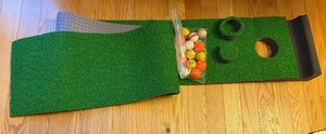 Vintage Ultimate Choice Professional Putting Mat With Bumper With 14 Golf Balls