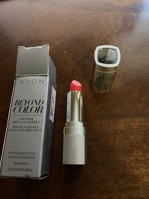 AVON BEYOND COLOR LIPSTICK SPF 15 SUSNCREEN. HEAT WAVE Expired 2019