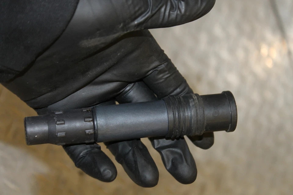 KTM 990 Super Duke 2008 bobinas de encendido bobina tapas de bujía Foto 3 de 4