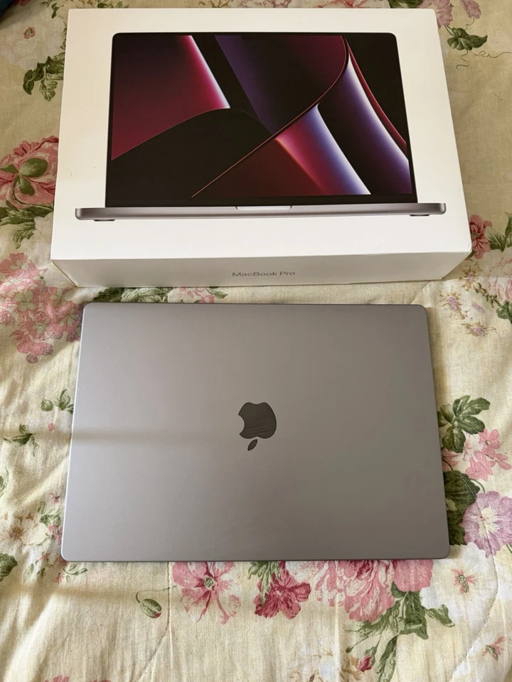 Apple MacBook Pro 16" M2 Pro · 16GB · 512GB, photo 2 sur 5