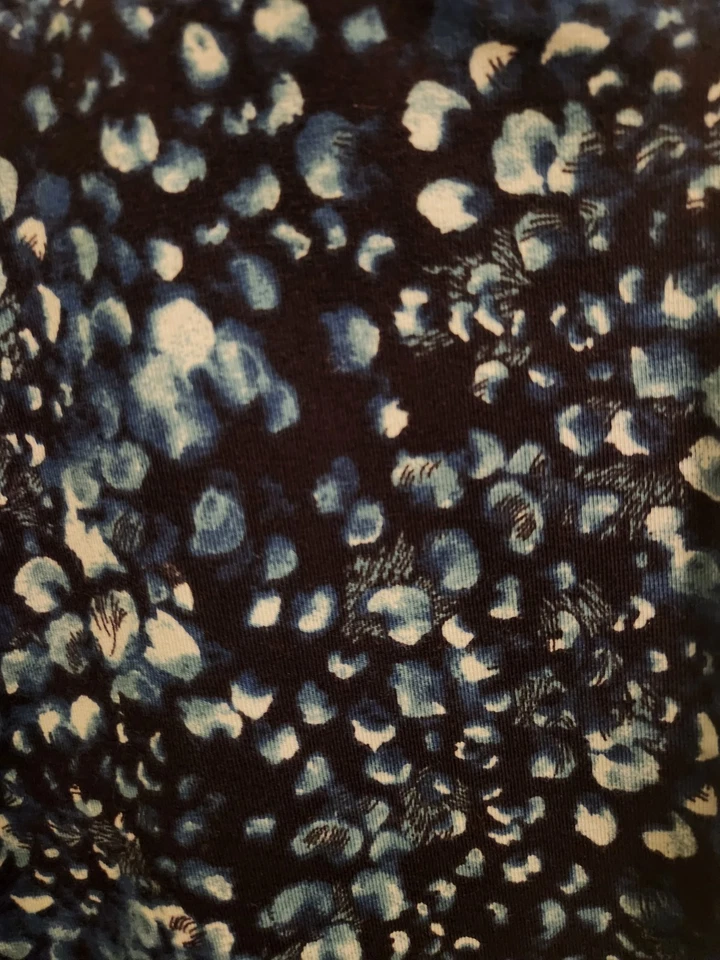 Leggings capri Terra & Sky para mujer 4X (28W-30W) talla grande PLUMA AZUL MARINO #10725 Foto 4 de 4