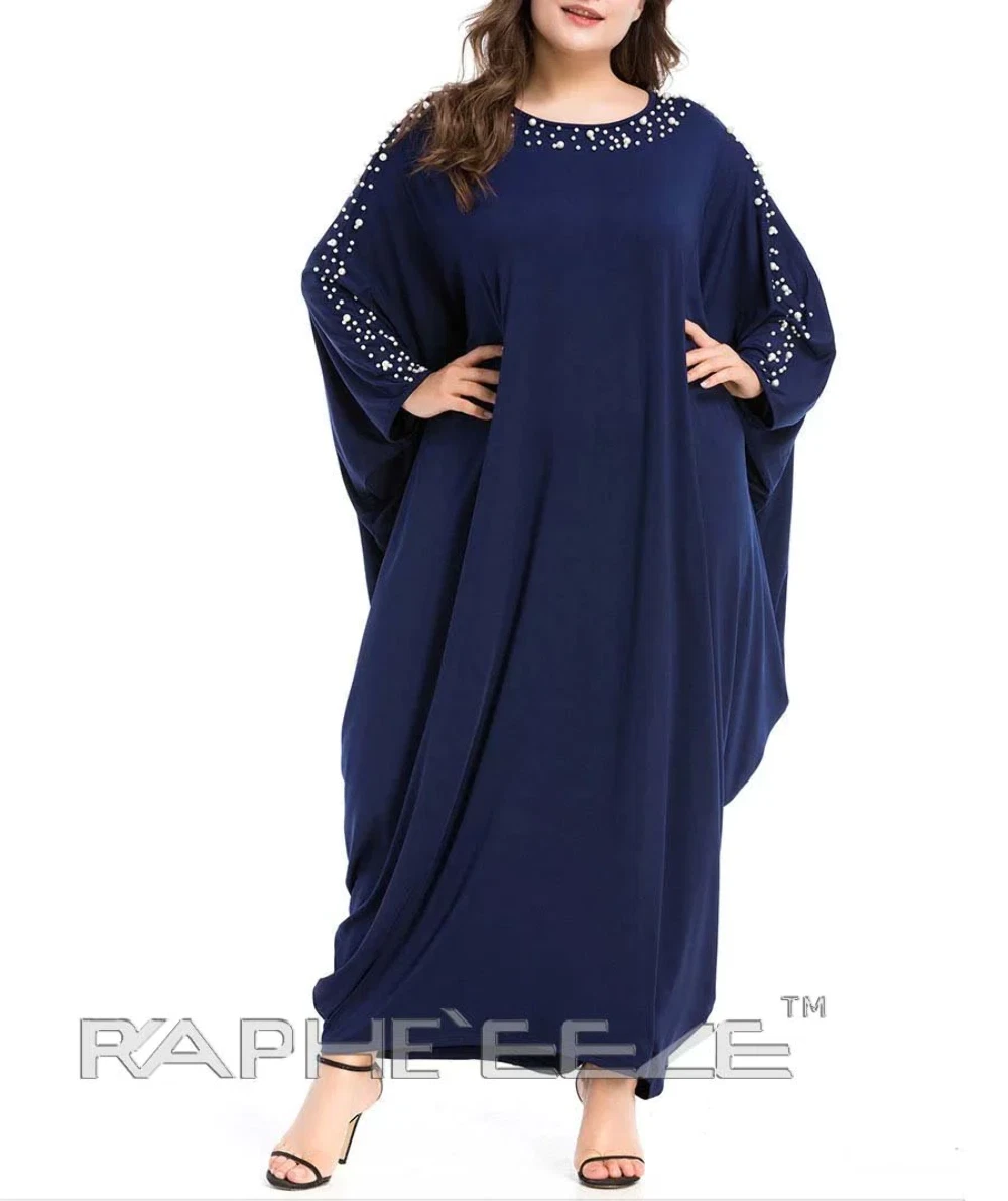 Robe de soirée longue style maxi couleur bleu marine  