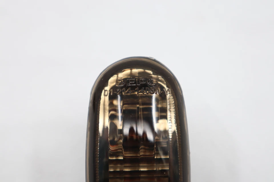 Luces marcadoras laterales Mitsubishi Galant Lancer Proton Wira~93~05~Triton Smoke 1 par Foto 3 de 3