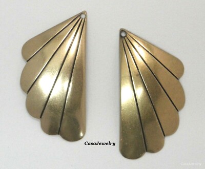 #3410 ANTIQUED GOLD SCALLOPED WINGS (L & R) W/TOP HANG HOLE - 1 Pr (2 pcs)