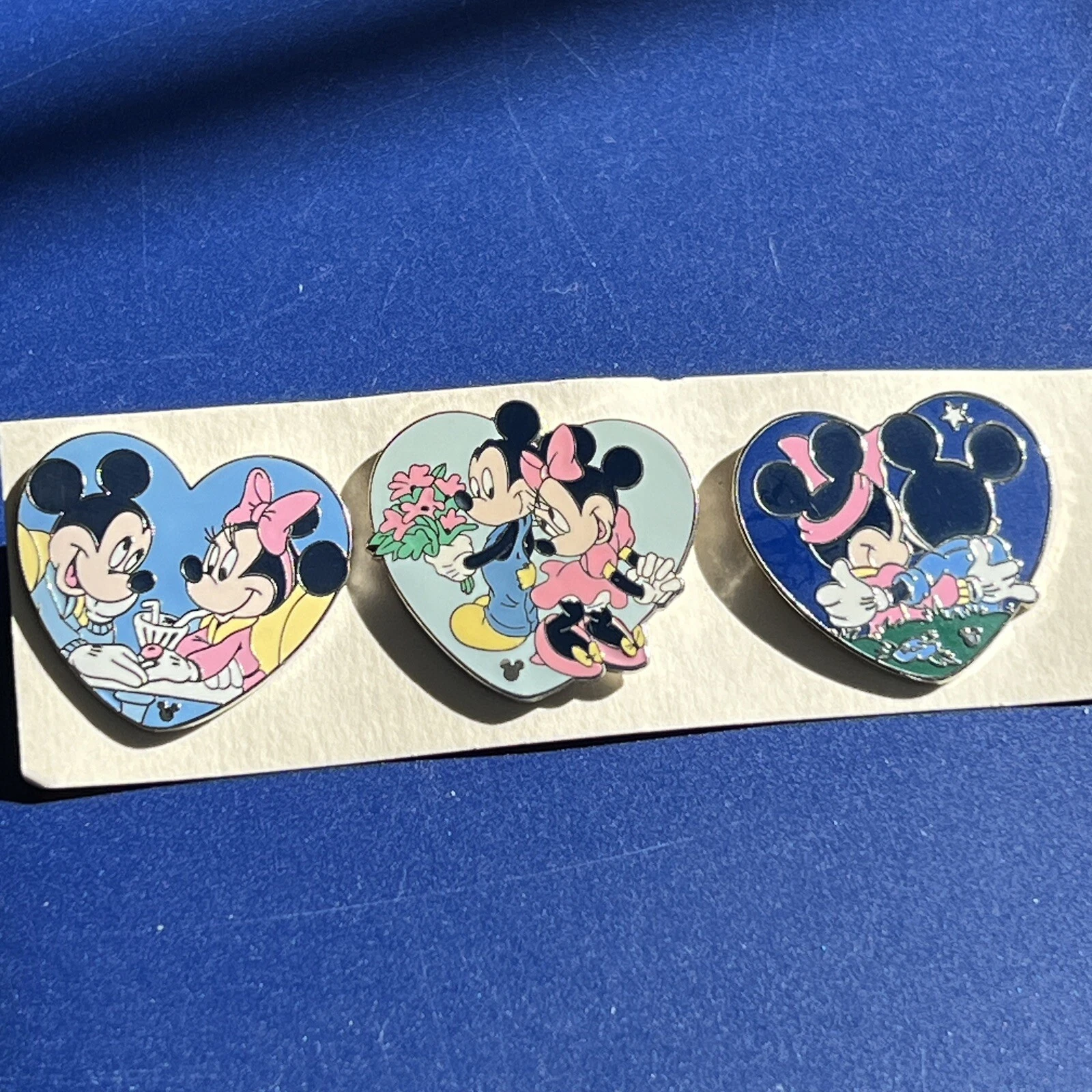 WDW Complete Set of Sweetheart Hearts 2007 Hidden Mickey Pins / Cast Lanyard Pin