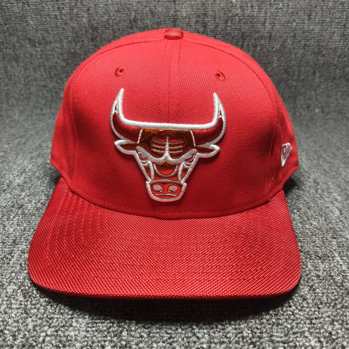 New Era Chicago Bulls NBA Red Snapback Cap Embroidered Logo