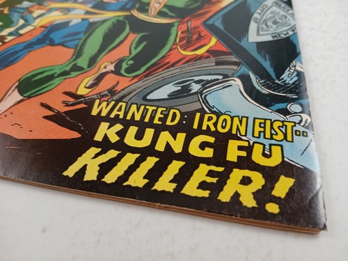 Iron Fist #10 NM- 9.2 (Marvel 1976) John Byrne Art - Picture 7 of 8