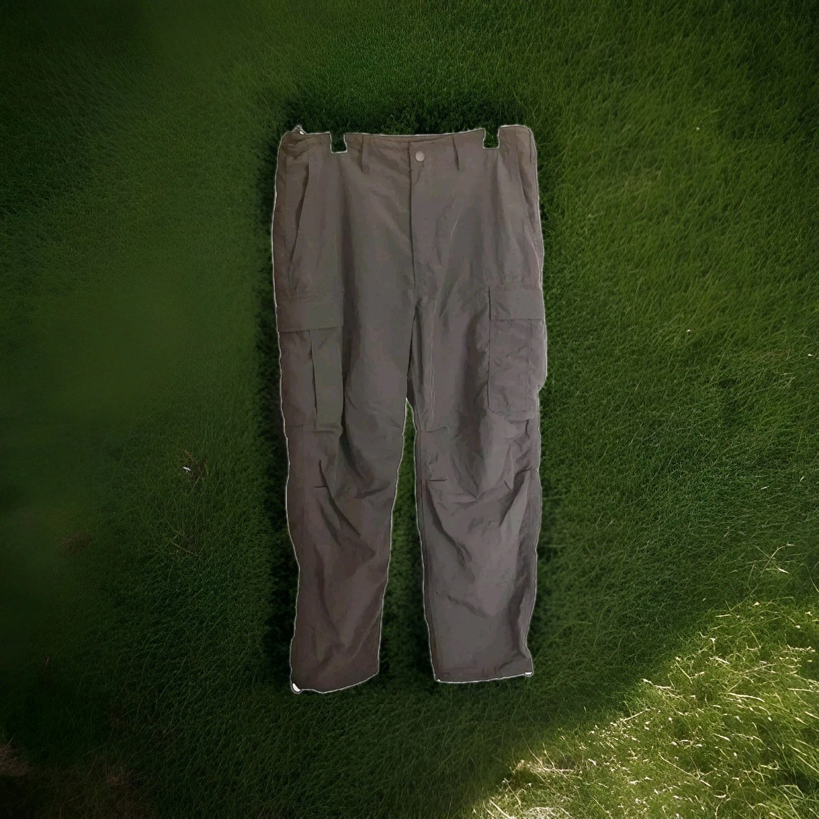 American Eagle Cargo Pants Men Medium Nylon 36X28 Bungee Cinch Utility Black
Opens in a new window o