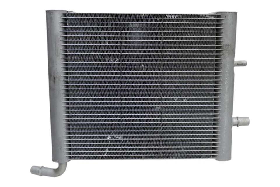 Radiador intercooler Range Rover Sport HSE R8B2-8D048-BA 2014 - 2020 fabricante de equipamento original - Imagem 4 de 4