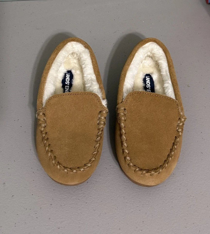 Lands End Kids замшевые тапочки мокасины с нечеткой подкладкой размер 10 английский желтовато-коричневый - Изображение 2 из 4