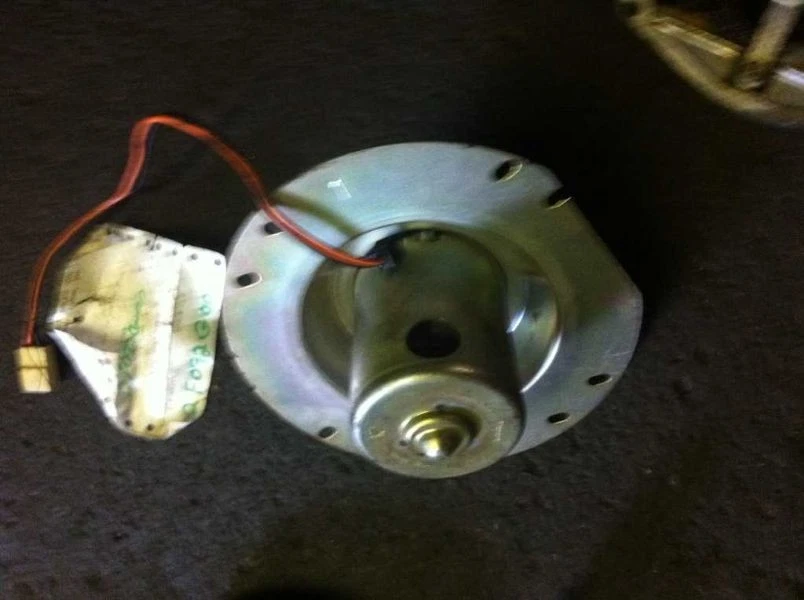 88 89 90 91 92 93 94 TEMPO BLOWER MOTOR PLASTIC CASE FEMALE PLUG ON MOTOR — 第 2/4 张图片