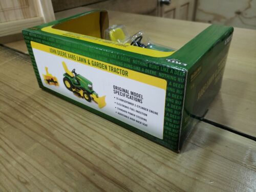 Ertl 1/16 John Deere X485 Lawn & Garden Tractor , Stk# 15353N - Picture 2 of 4
