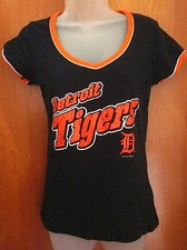 DETROIT TIGERS juniors lrg tee Old English D logo '12 sexy V-neck T shirt ringer