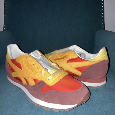 Reebok Classic Save The Bees Bee Keeper 