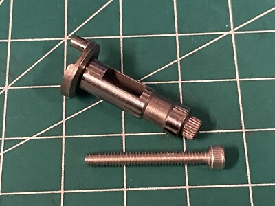 Cox TeeDee .049 .051 Glow Engine Crankshaft Right Hand New Prop Bolt (193)