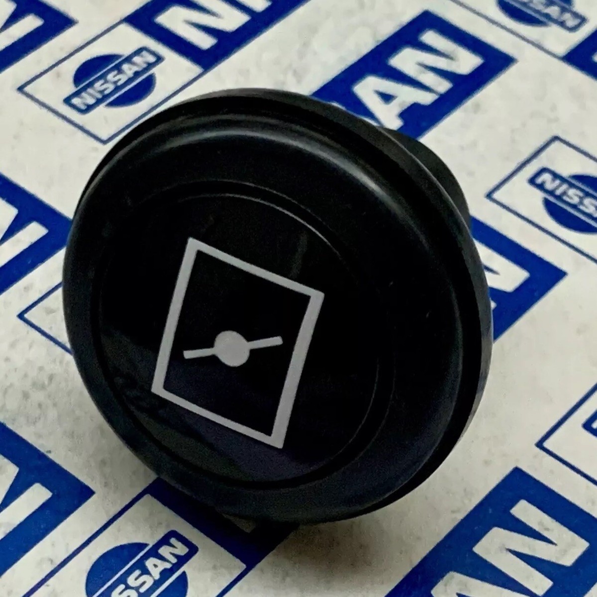 マークアンドロナ　エンボスロゴ
キムタク　モデル　完売品 MARK＆LONA マークアンドロナ ゴルフ 20SS ICON UNDER モック