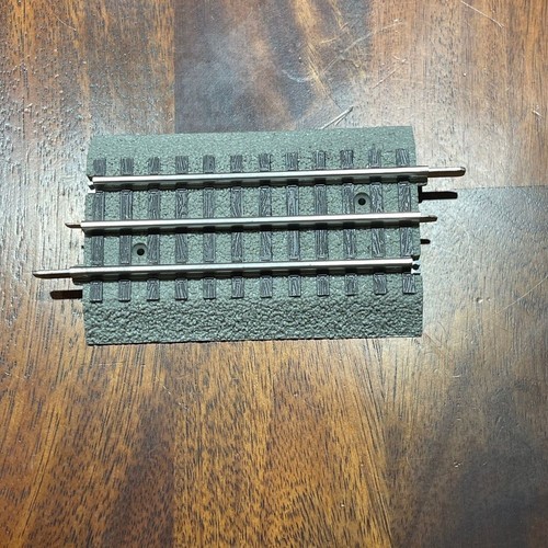 Lionel 6-12024 FasTrack calibre O 5 pulgadas 1/2 secciones de vía recta (28) en muy buena condición | Zustand: Used