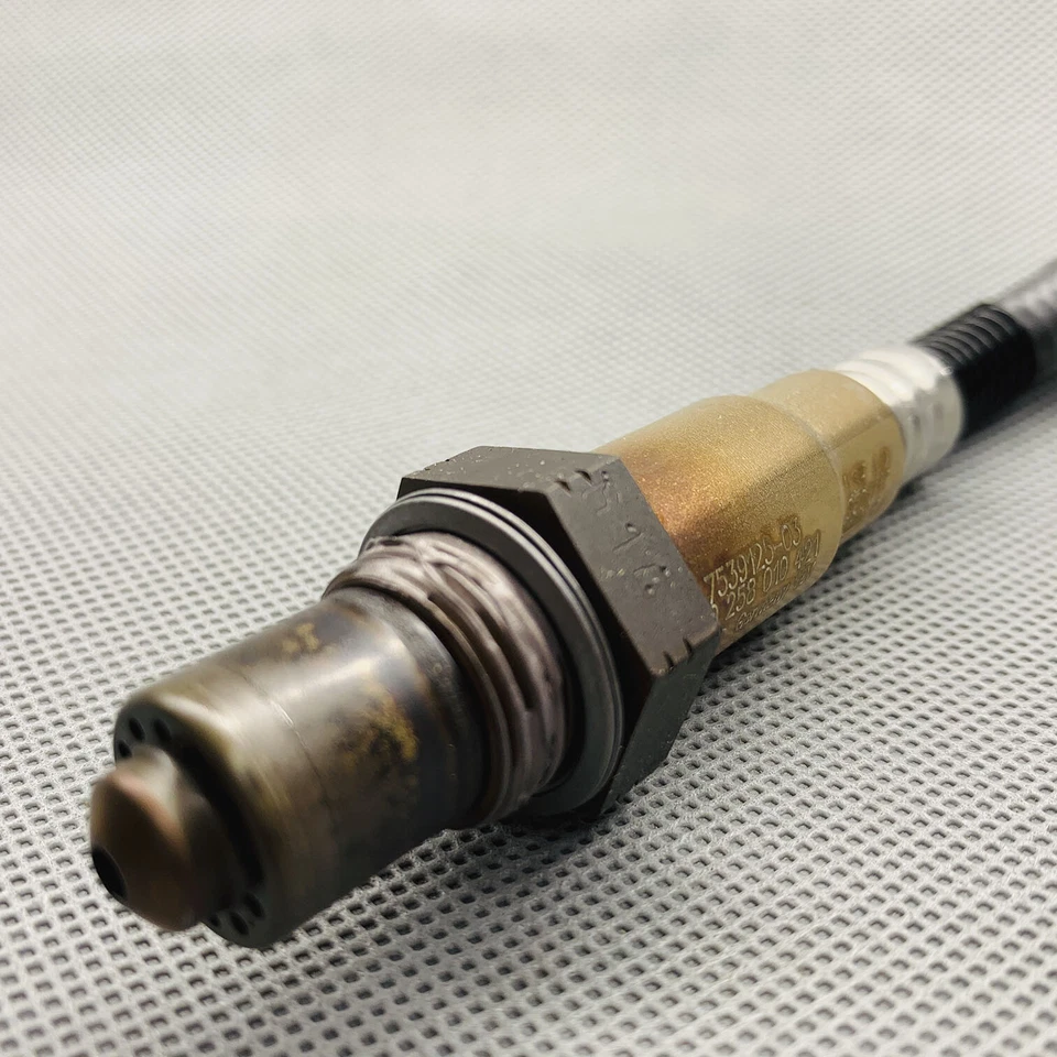 Sensor de oxígeno OE O2 16421 aguas abajo para BMW 550i 650i 750Li 750Li 760Li 4,8 L Foto 4 de 4