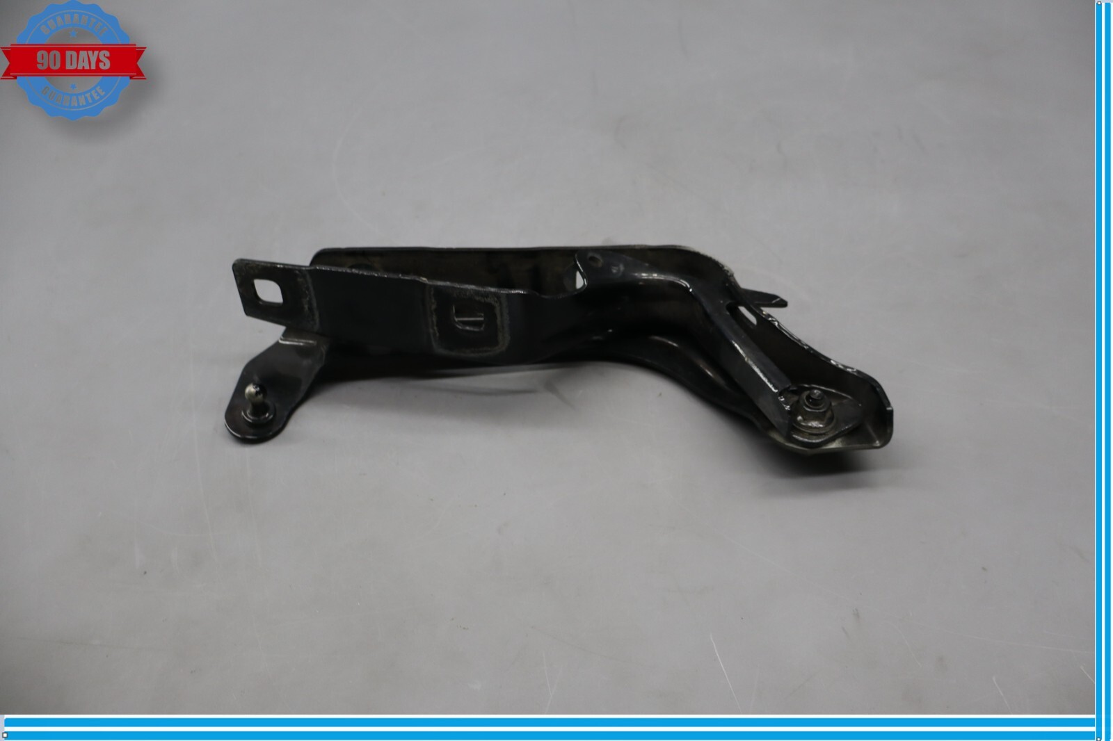 Maserati Ghibli 2014-2017 Front Left Engine lid hinge