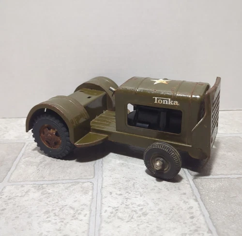 TONKA U.S. ARMY Tractor Lug Pressed Steel Vintage 1960's