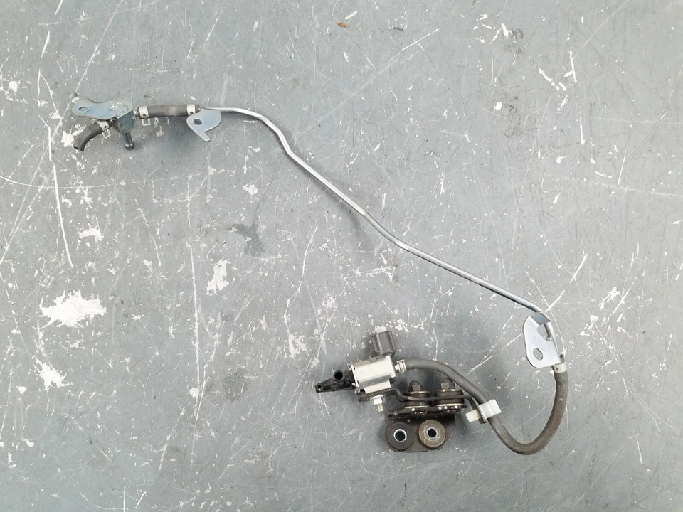 Solenoide de vacío Acura NSX 2021 #0029 V11 Foto 3 de 4