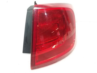 2011-14 Volkswagen Jetta (Sedan) Passenger Right Tail Light - Quarter *NON LED