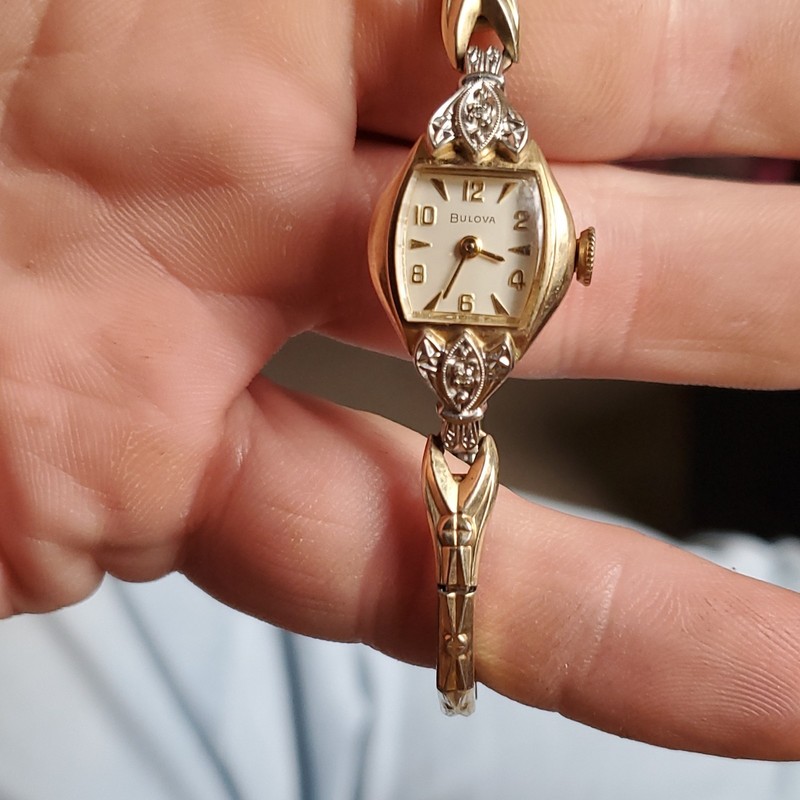 10k Gold Filled & Diamond Vintage Bulova Women's Watch STILL WORKS !