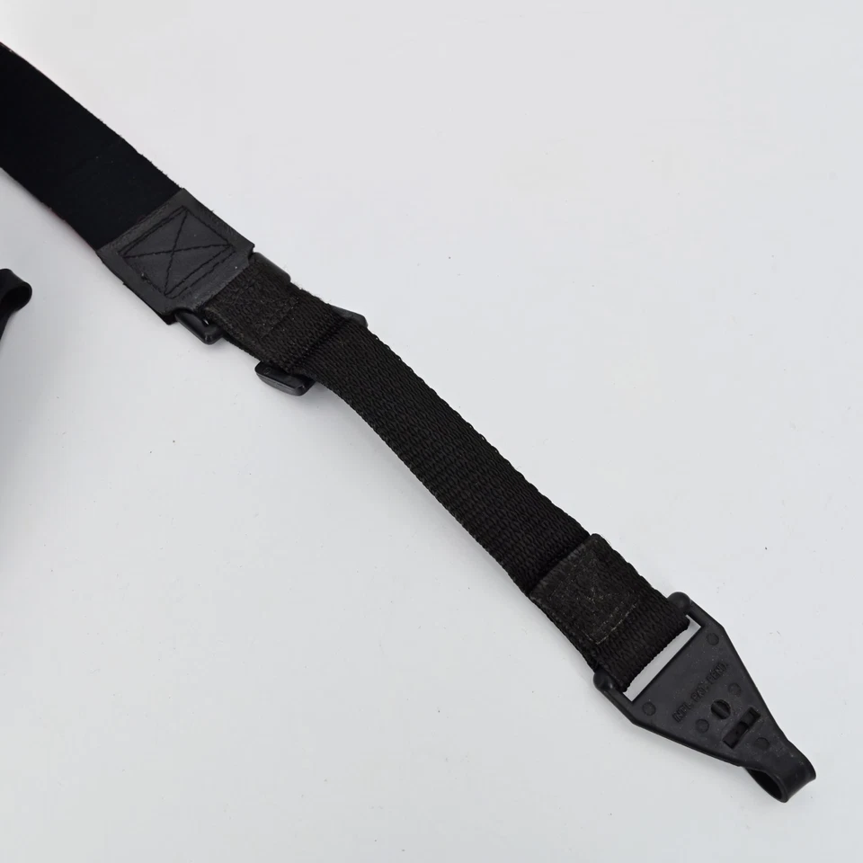 Tundra Red Padded Camera Neck Strap Adjustable Polyester Shoulder Vintage Style - Image 4 of 4