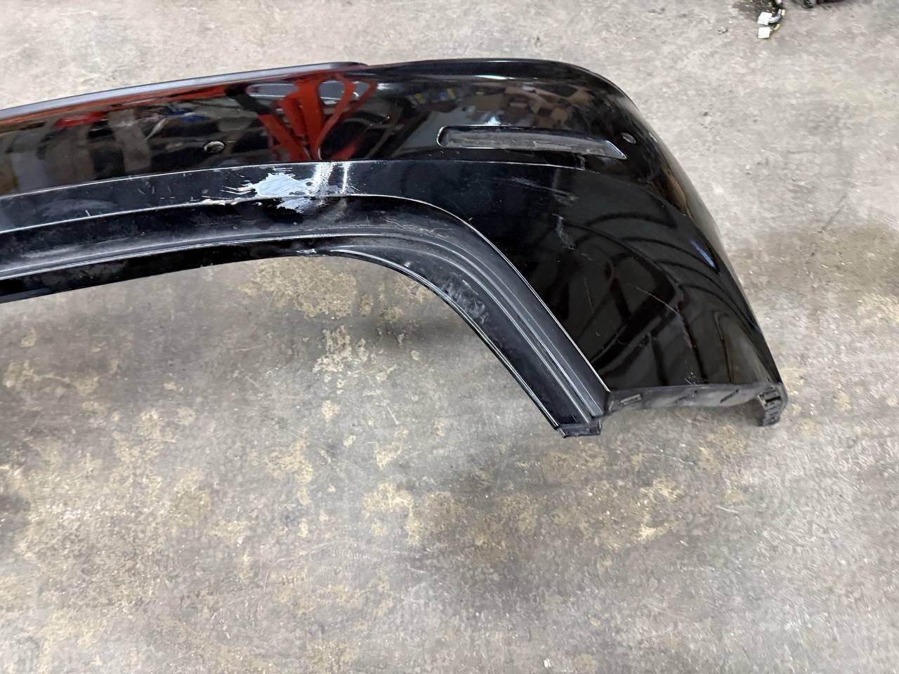 2014-2017 MASERATI GHIBLI REAR BUMPER Black USED