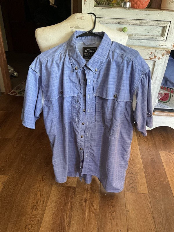Drake Size Large SS Button Up 