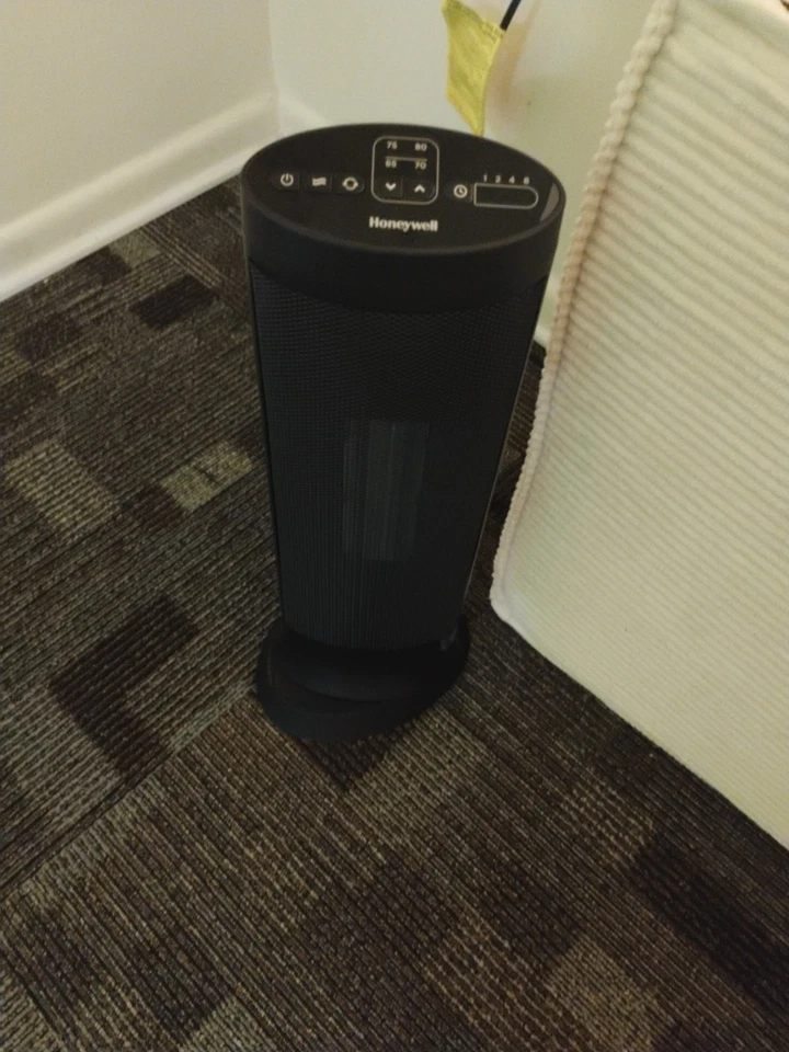 Honeywell Oscillating Heater - Image 2 of 4